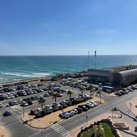 Oceanus Apartment Hotel Herzelia 外观 照片