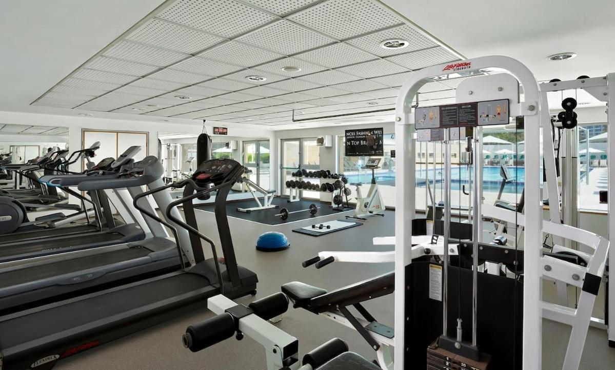Oceanus Apartment Hotel Herzelia 外观 照片